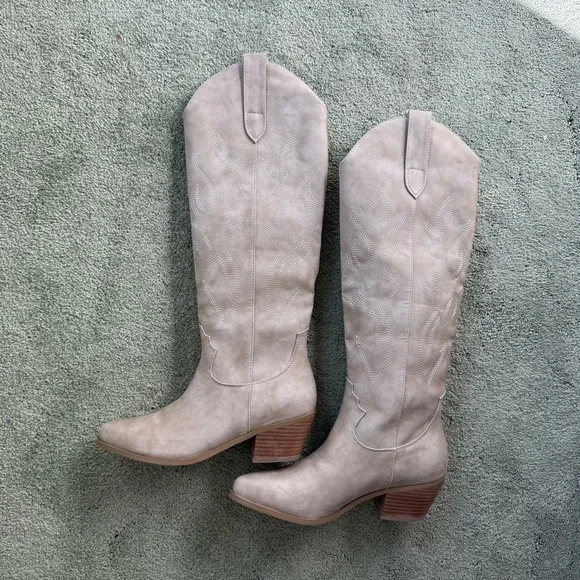 BILLINI URSON BOOTS TAUPE - Picture 3 of 4